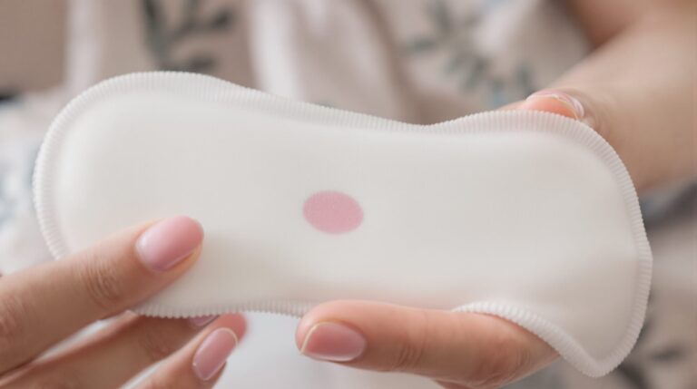 sangre de implantacion como es